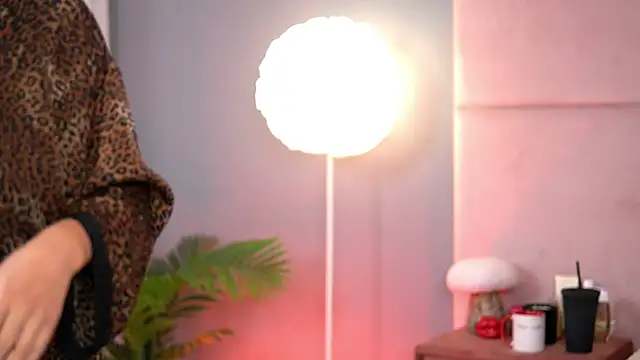 AlmaLuv online show from January 15, 4:50 am