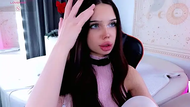 Snapshot of Jessie_Johns chatting on January 12, 6:02 pm Jessie Johns online show from January 12, 6:02 pm