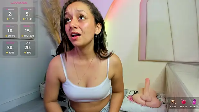 Snapshot of katy_sweet19 chatting on February 28, 6:31 pm katy sweet19 online show from February 28, 6:31 pm