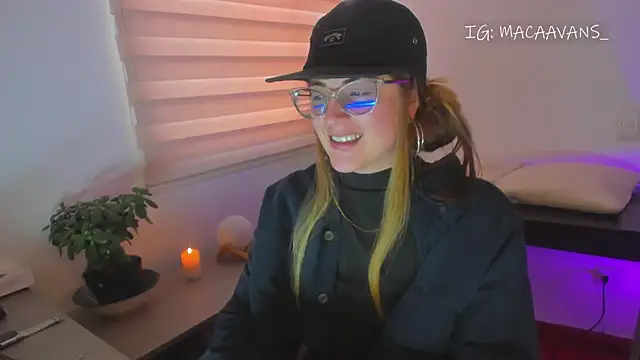 tekila   online show from March 26, 10:37 pm