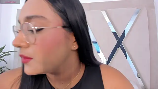 ellamontoya online show from February 4, 12:22 pm