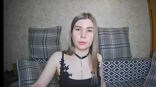 ElllaNuar online show from March 14, 4:54 am