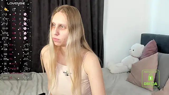 miissblonde online show from March 13, 8:37 am