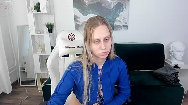 miissblonde online show from March 17, 2:52 am