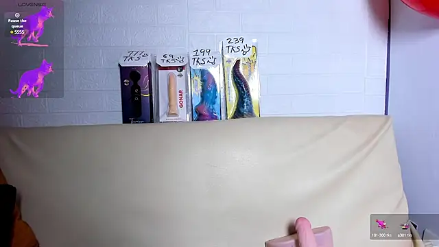 Snapshot of Yeye_scs chatting on February 18, 3:32 pm Yeye scs online show from February 18, 3:32 pm