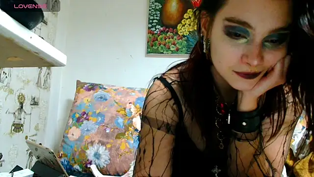 Snapshot of Sophie_Bell chatting on January 24, 11:56 pm Sophie Bell online show from January 24, 11:56 pm