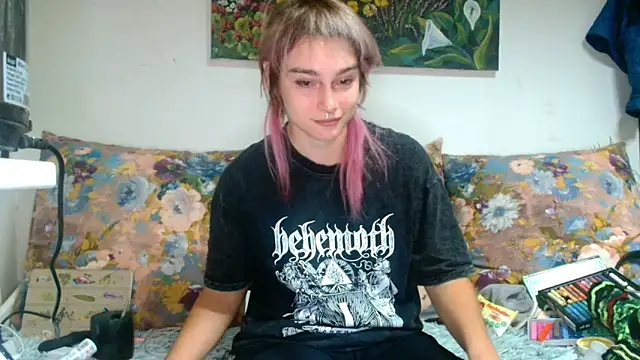 Sophie Bell online show from October 19, 5:13 pm