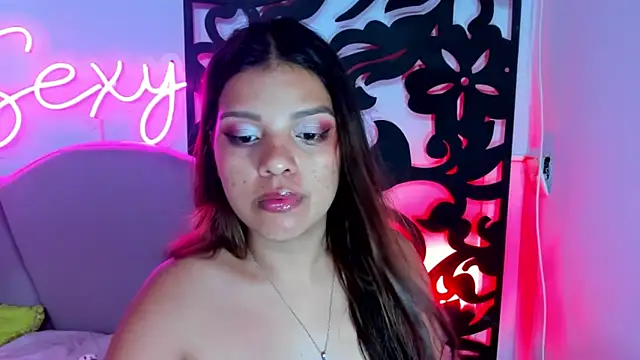 Snapshot of your_little_naughty1 chatting on December 28, 9:42 am your little naughty1 online show from December 28, 9:42 am