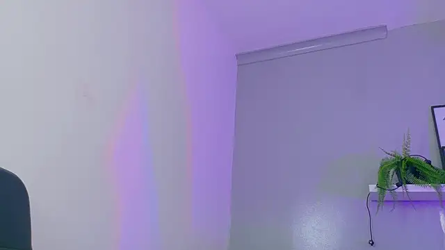 KendalMilleer online show from October 13, 10:15 am