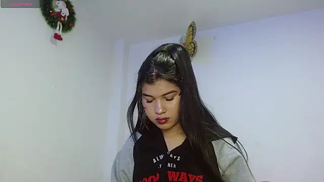 SophiaMeyerst online show from February 7, 4:11 pm