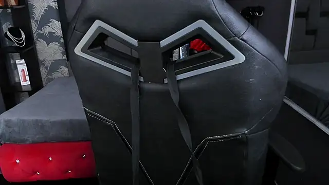 Cumming Tiffani online show from October 14, 12:50 pm