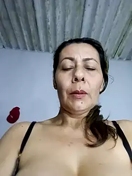 Mia-funny20 online show from December 12, 3:43 am