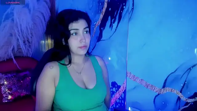 Snapshot of emma__cute__ chatting on September 13, 11:32 am emma cute online show from September 13, 11:32 am