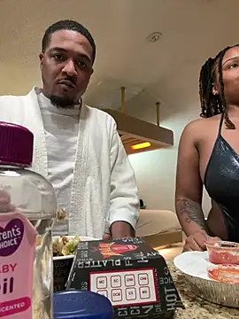 Snapshot of Vannillajay94 chatting on March 17, 4:17 am Vannillajay94 online show from March 17, 4:17 am