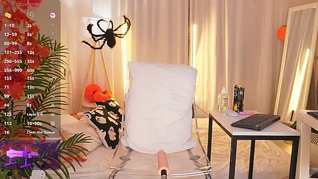 Sexydoll112 online show from November 1, 12:45 am