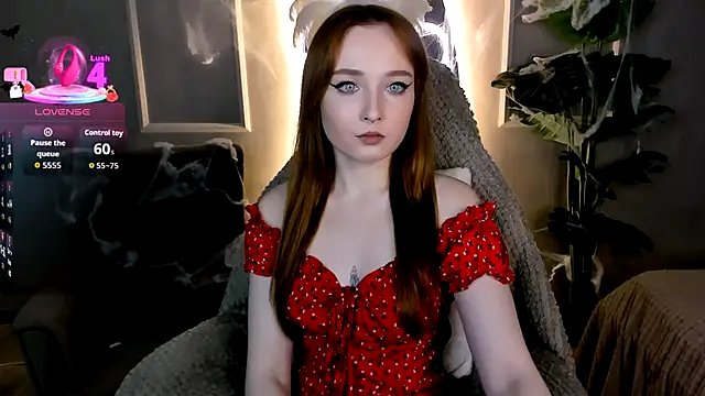 Emma Chery online show from October 18, 1:34 pm