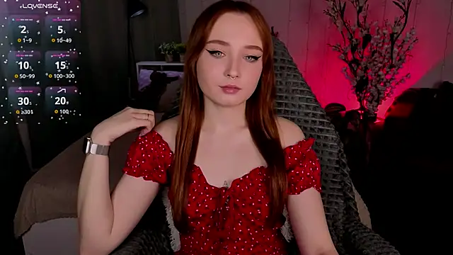 Emma Chery online show from November 14, 5:50 am