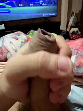 Snapshot of holawey1345 chatting on November 8, 6:57 am holawey1345 online show from November 8, 6:57 am