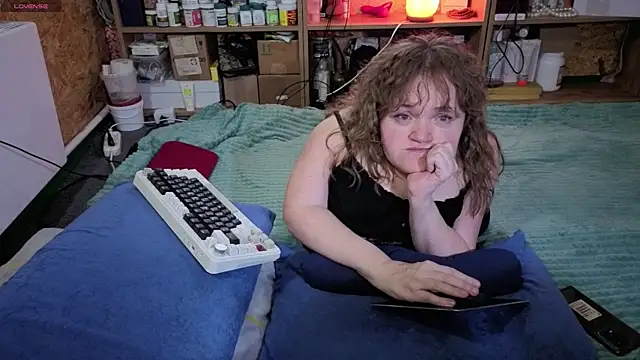 MiniNatalie online show from November 21, 6:23 am