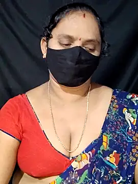 vintage-vibs online show from February 12, 5:58 pm