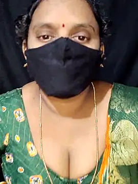 vintage-vibs online show from September 14, 6:07 pm