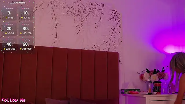 PinkySparks online show from March 18, 5:49 pm