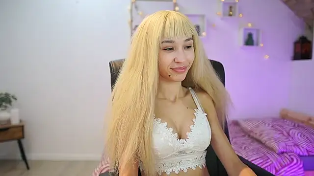 Snapshot of Amai__Liu chatting on November 21, 9:19 am Amai Liu online show from November 21, 9:19 am