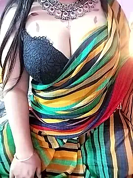 Snapshot of SHUBHI880 chatting on February 1, 5:11 pm SHUBHI880 online show from February 1, 5:11 pm