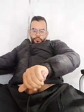 Snapshot of Daos69 chatting on March 7, 2:47 pm Daos69 online show from March 7, 2:47 pm