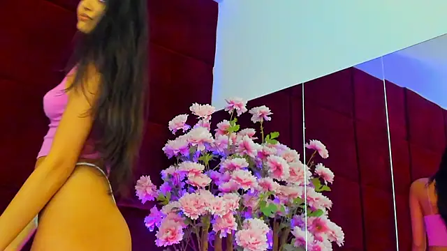 Alexxa online show from October 27, 7:07 pm