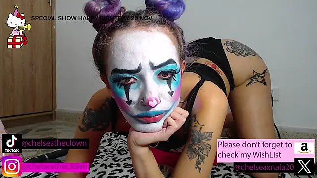 Eloise-brown online show from November 18, 8:08 am