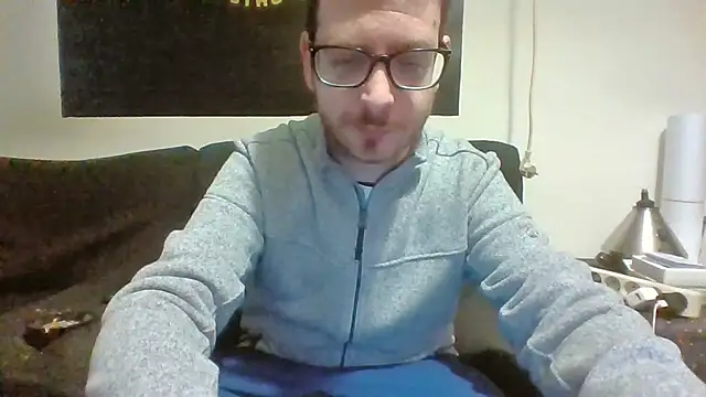 tuchi94 online show from January 18, 9:57 am