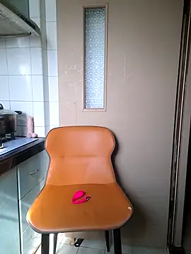 Snapshot of LenaShow chatting on January 6, 5:55 am LenaShow online show from January 6, 5:55 am