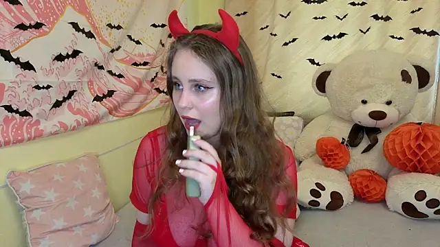 Sellya Houston online show from October 31, 9:10 am