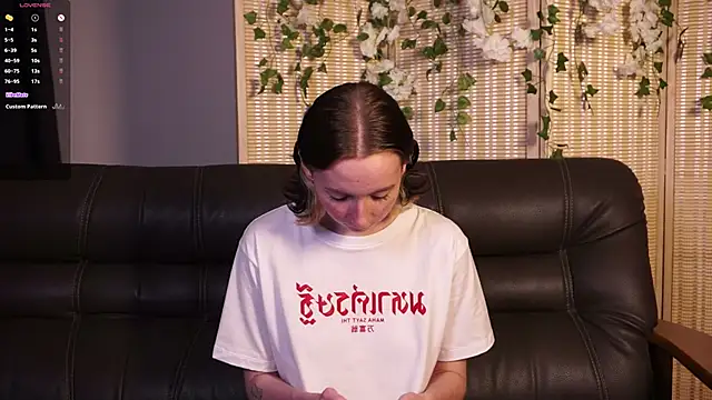 Snapshot of LimaLexxx chatting on October 16, 5:14 pm LimaLexxx online show from October 16, 5:14 pm