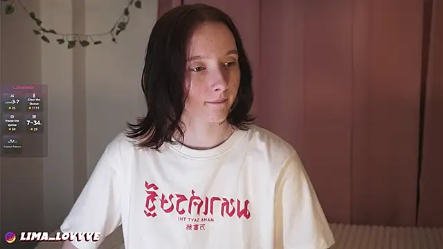 Snapshot of LimaLexxx chatting on November 20, 7:46 pm LimaLexxx online show from November 20, 7:46 pm