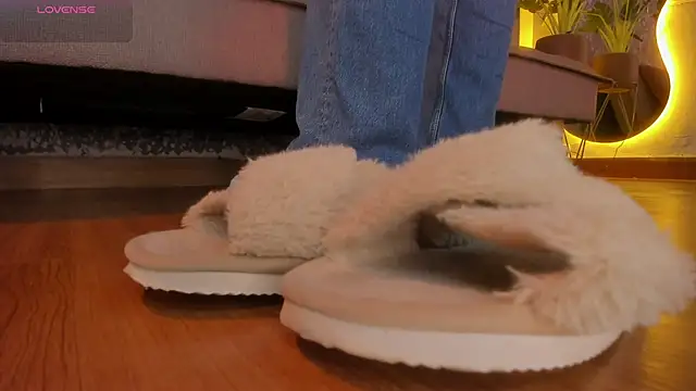 Snapshot of charlotte__grey chatting on February 3, 4:12 pm charlotte grey online show from February 3, 4:12 pm