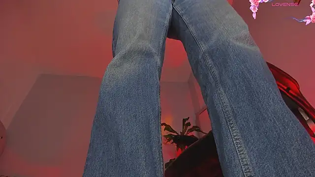 charlotte  grey online show from March 26, 8:03 pm