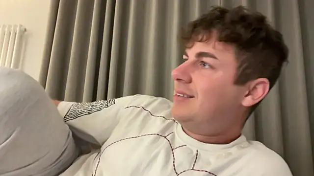 MyStrangeAddiction online show from September 24, 9:40 pm