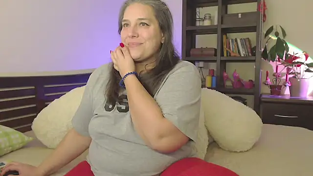 Snapshot of Niter chatting on January 19, 10:39 pm Niter online show from January 19, 10:39 pm