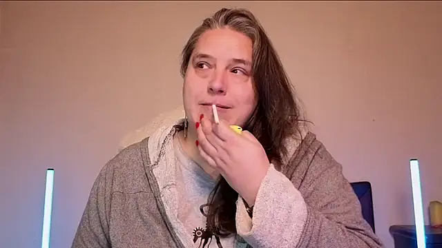 Snapshot of Niter chatting on November 22, 7:46 pm Niter online show from November 22, 7:46 pm