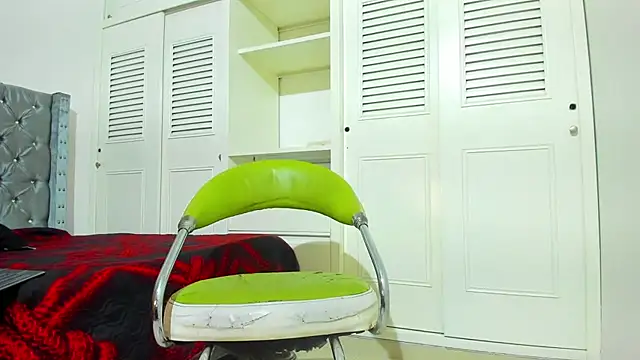 jamiief4 online show from January 31, 11:36 pm