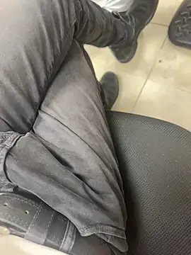 hotisraeli online show from February 17, 8:19 am