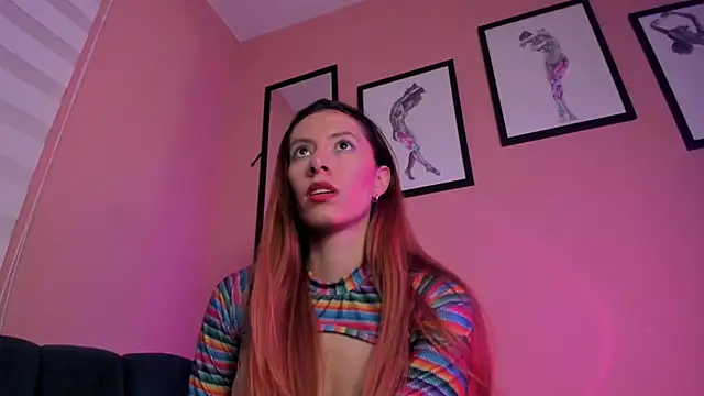 Snapshot of SensualJane2 chatting on June 18, 6:35 am SensualJane2 online show from June 18, 6:35 am