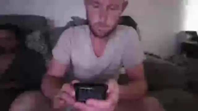 Snapshot of W1LBURN chatting on May 23, 8:02 pm W1LBURN online show from May 23, 8:02 pm