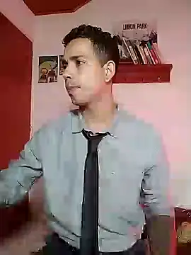 Snapshot of chero_95 chatting on November 18, 8:13 pm chero 95 online show from November 18, 8:13 pm