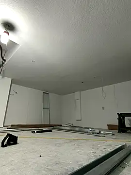 elwhite1996 online show from December 2, 11:11 pm