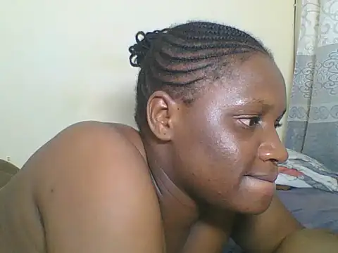 Snapshot of Prettyface25 chatting on February 23, 9:12 pm Prettyface25 online show from February 23, 9:12 pm