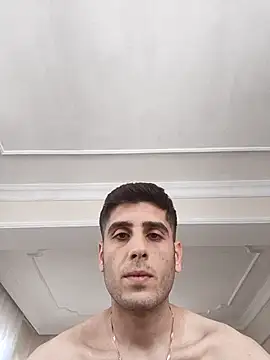 Snapshot of arenn1997 chatting on October 18, 12:17 pm arenn1997 online show from October 18, 12:17 pm