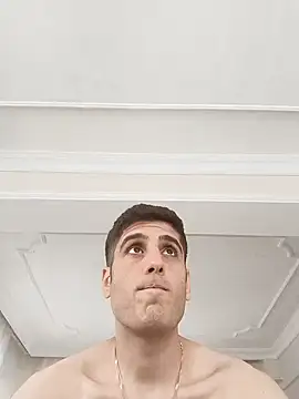 Snapshot of arenn1997 chatting on October 21, 12:17 pm arenn1997 online show from October 21, 12:17 pm